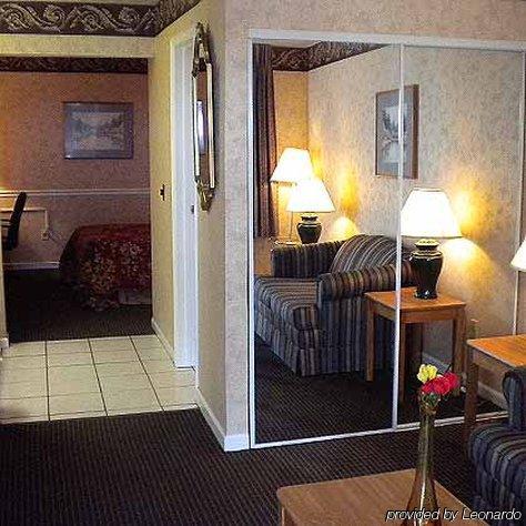 First Heritage Inn Rantoul Bilik gambar